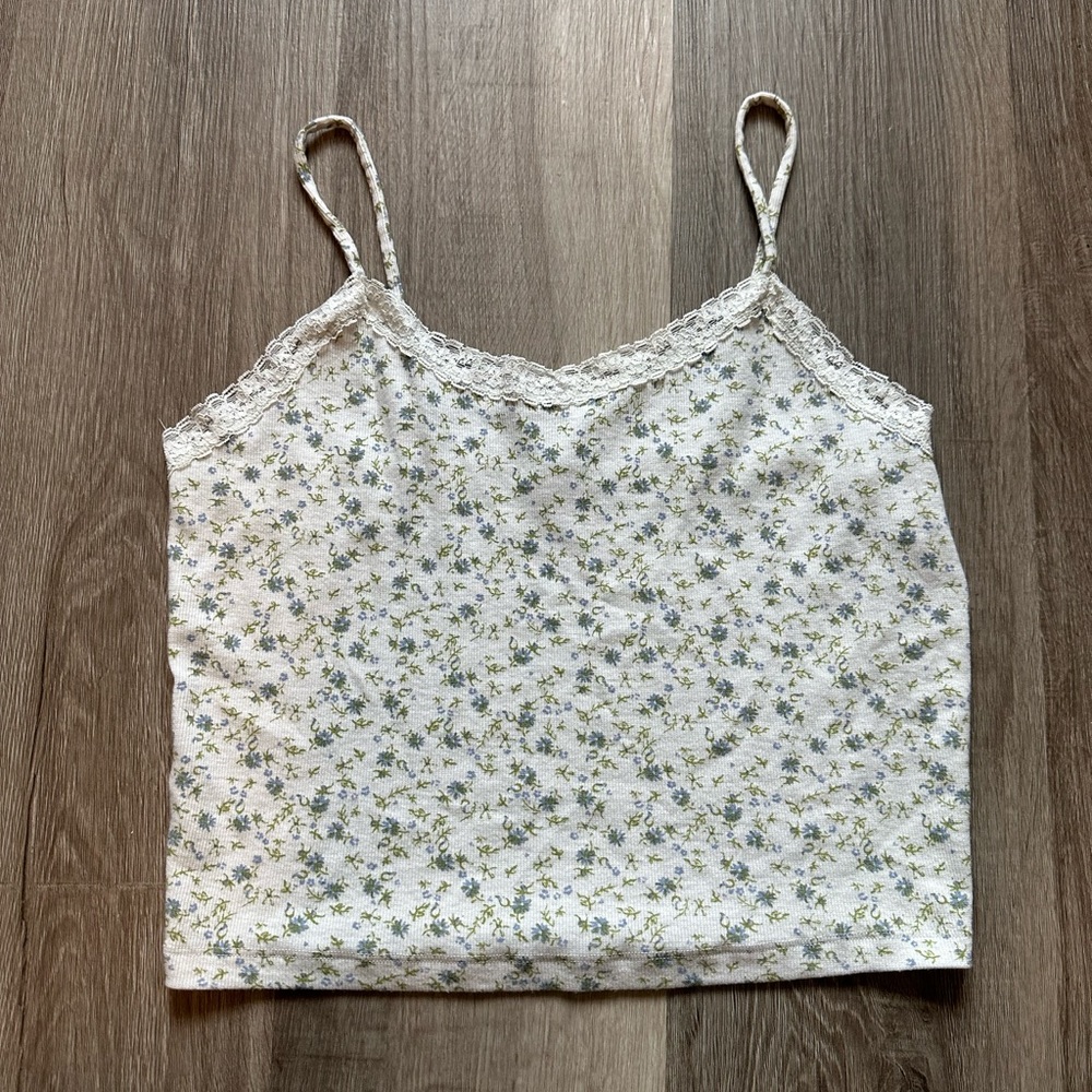 Size L floral lace Abound tank top